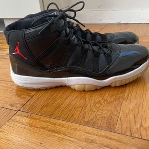Air Jordan 11 Retro 72-10